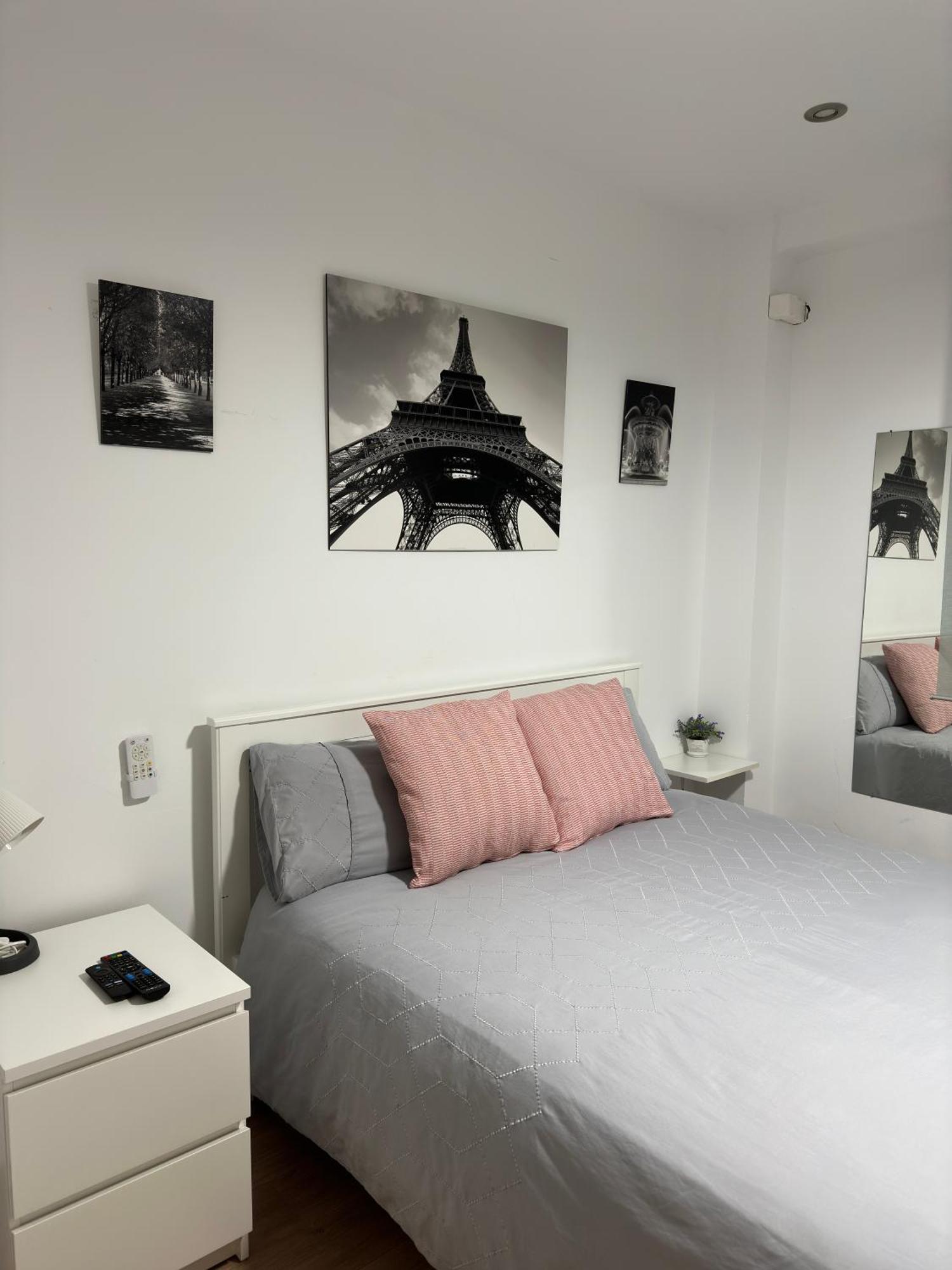 Manrique Rooms Malaga Exterior photo